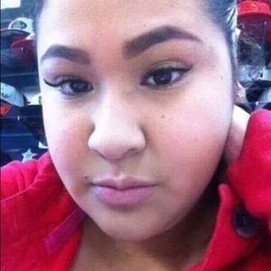 Meet your Posher, Noemi